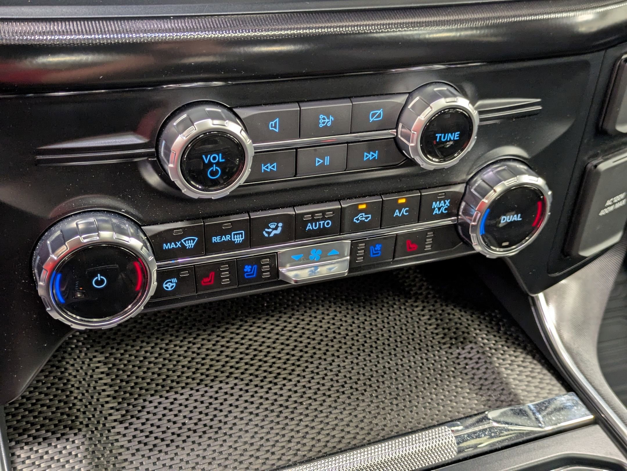 Certified 2024 Ford F150 Raptor w/ Equipment Group 803A Raptor R image 22