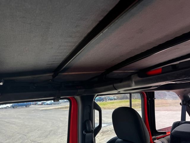Certified 2019 Jeep Wrangler Unlimited Sport AWD/4WD image 38