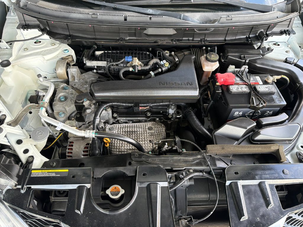 Used 2016 Nissan Rogue S w/ Appearance Package FWD image 27