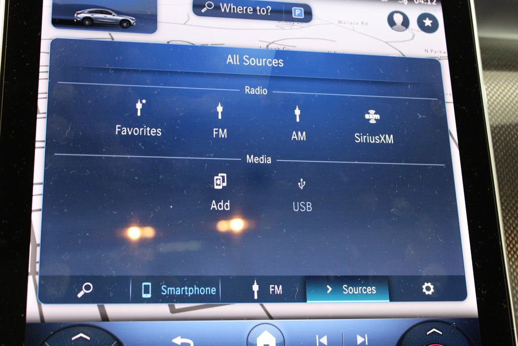 Used 2024 Mercedes-Benz GLC 300 4MATIC image 30