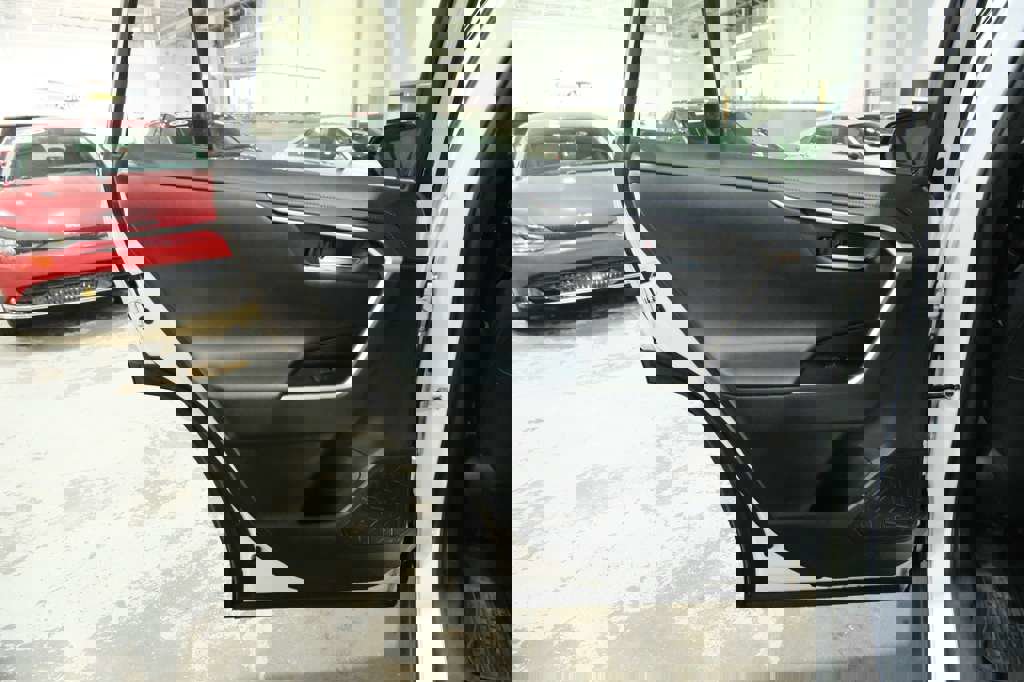 Used 2020 Toyota RAV4 XSE image 21