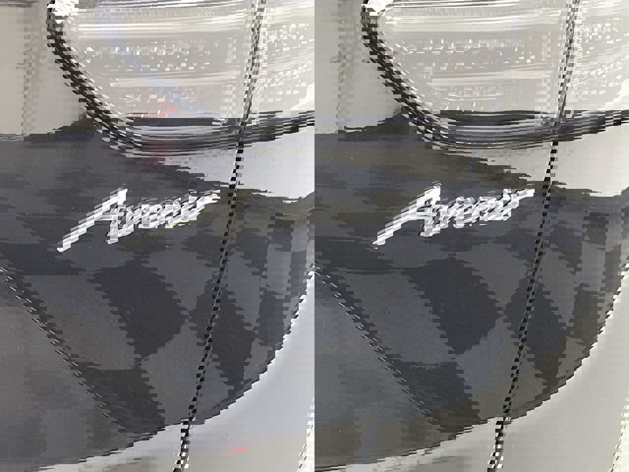 Certified 2024 Buick Envision Avenir image 35