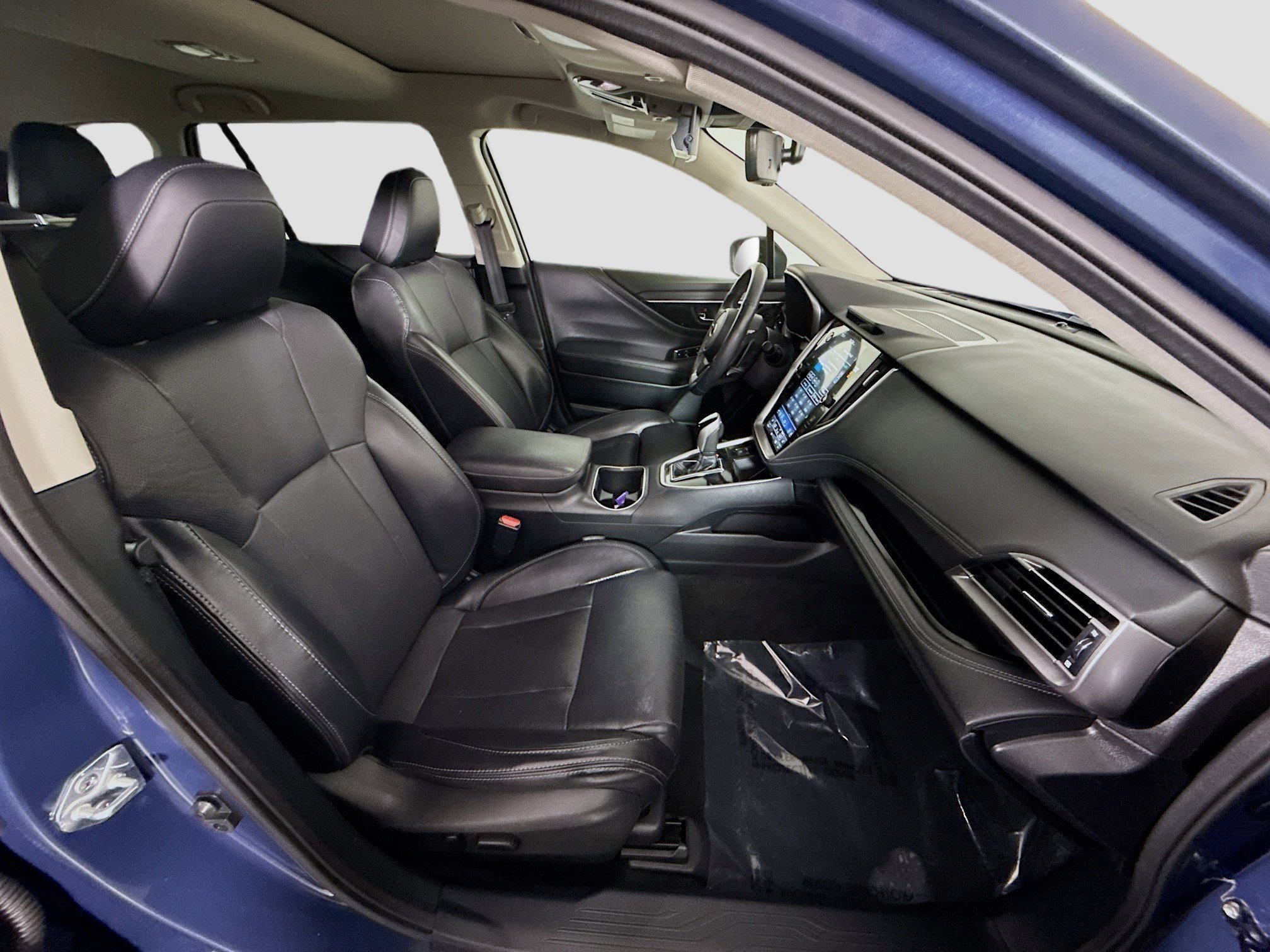 Used 2023 Subaru Outback Limited image 29