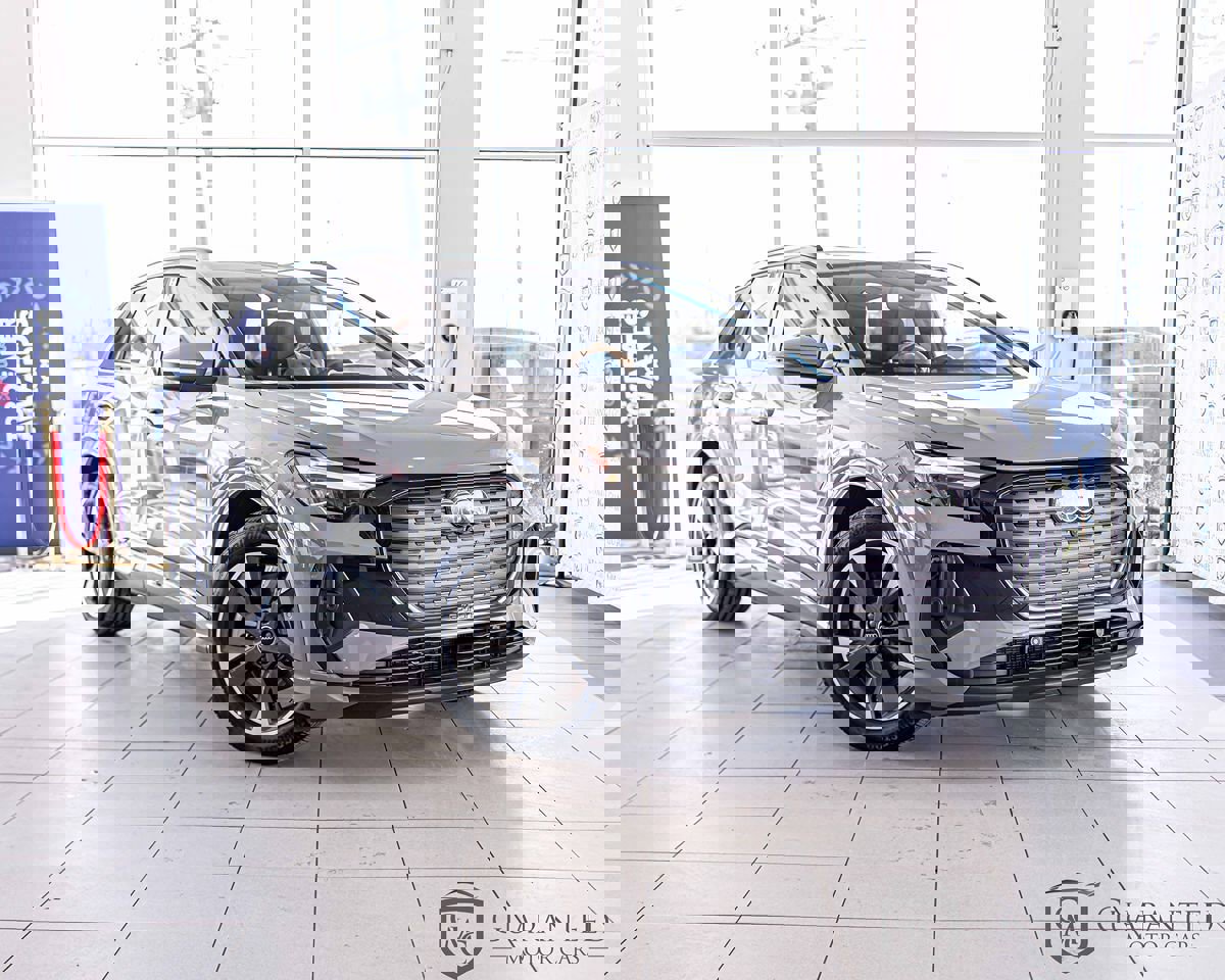 Used 2024 Audi Q4 e-tron Premium Plus w/ Premium Plus image 3