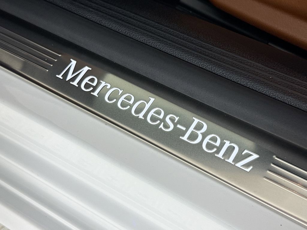 Used 2023 Mercedes-Benz E 450 Cabriolet image 19