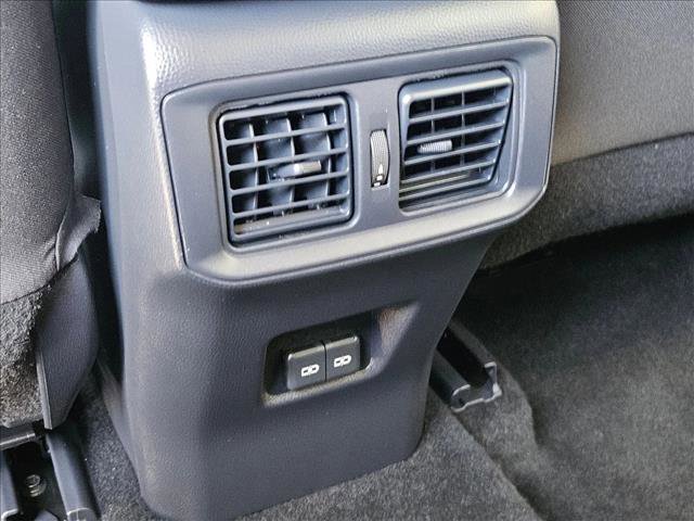Used 2025 Toyota RAV4 XLE AWD/4WD image 23