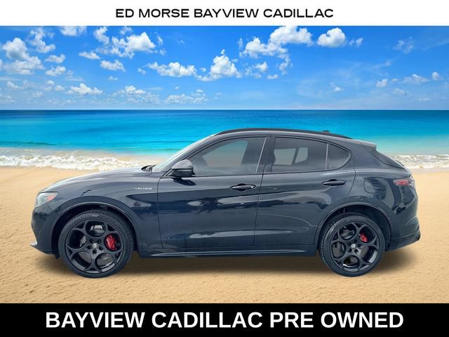 Used 2024 Alfa Romeo Stelvio Veloce AWD/4WD image 2