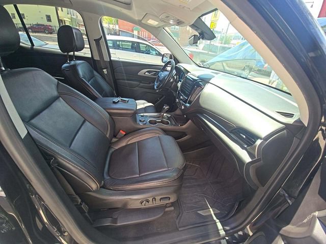 Used 2018 Chevrolet Traverse LT w/ LPO, Floor Liner Package AWD/4WD image 8