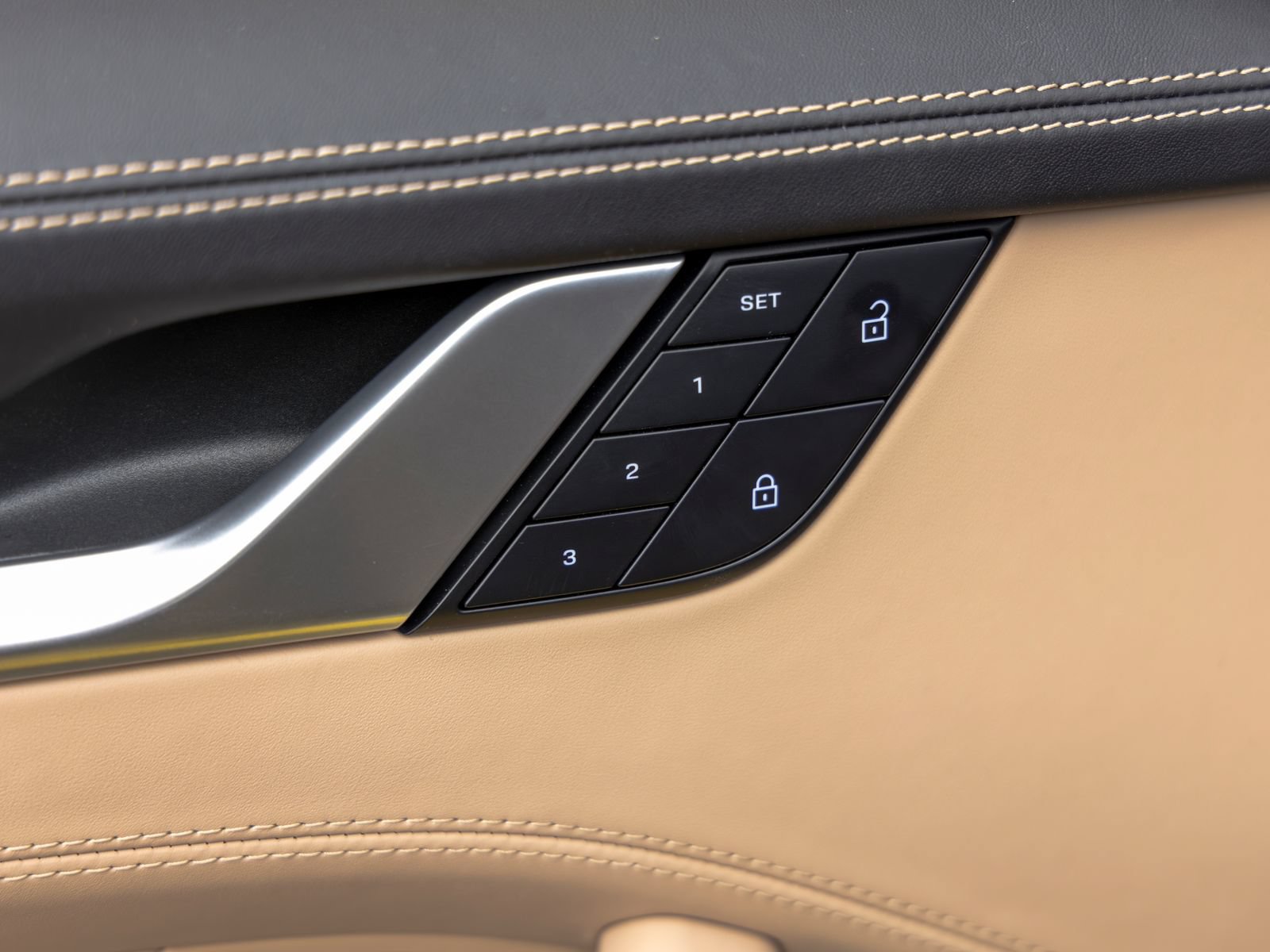 Certified 2023 Porsche 911 Turbo S AWD/4WD image 25