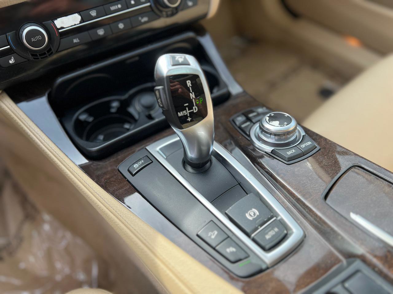 Used 2011 BMW 535i xDrive Sedan AWD/4WD image 27