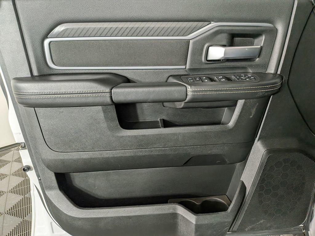 Used 2025 RAM 2500 Big Horn image 17