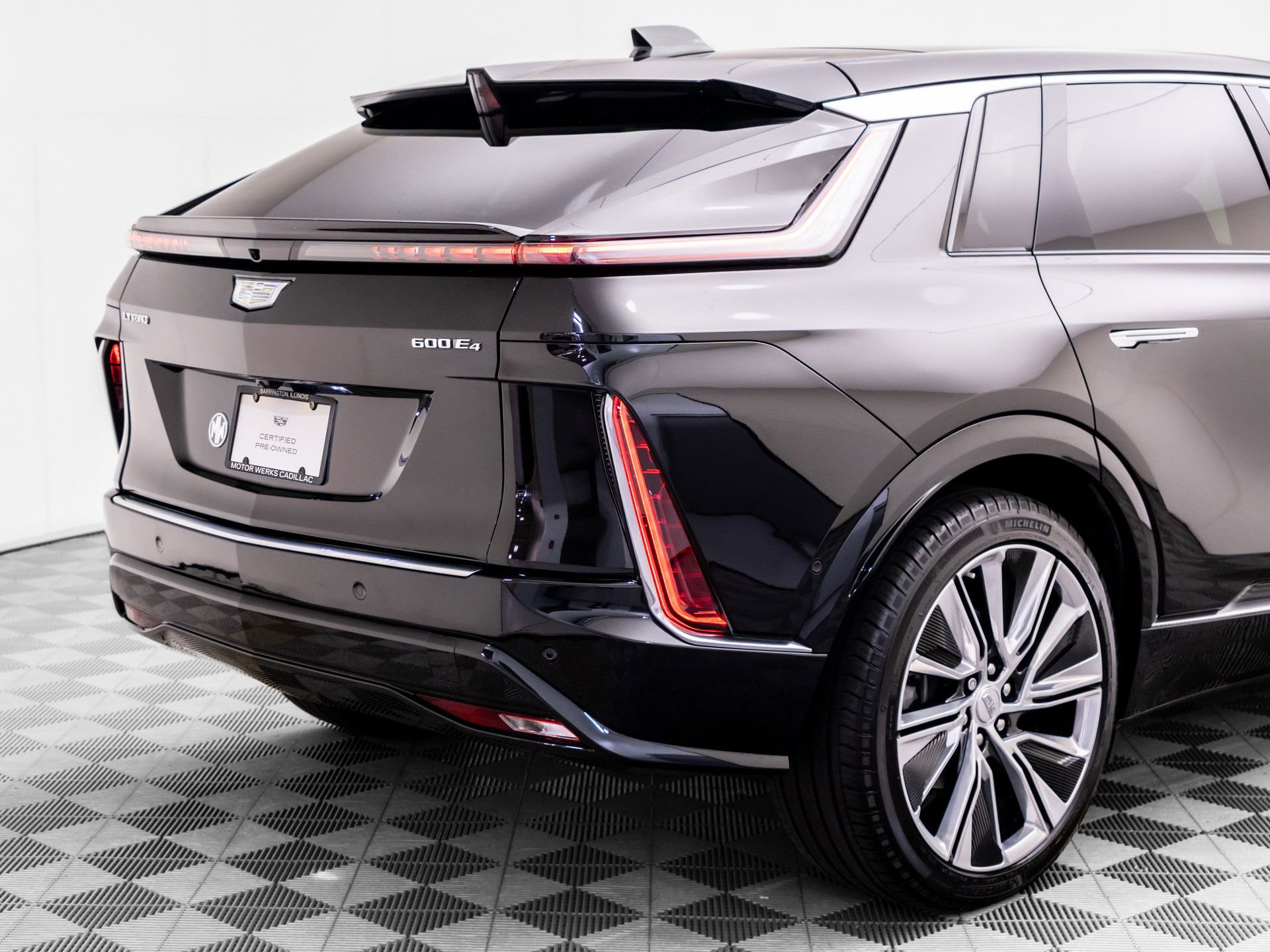 Certified 2025 Cadillac Lyriq Luxury w/ LPO, Floor Liner Package AWD/4WD image 42