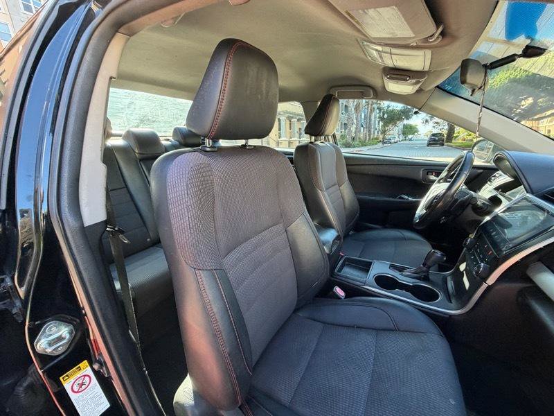 Used 2017 Toyota Camry SE FWD image 41