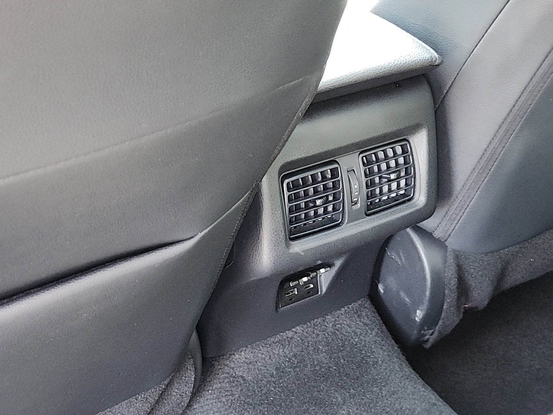 Used 2025 Toyota Camry XSE image 25