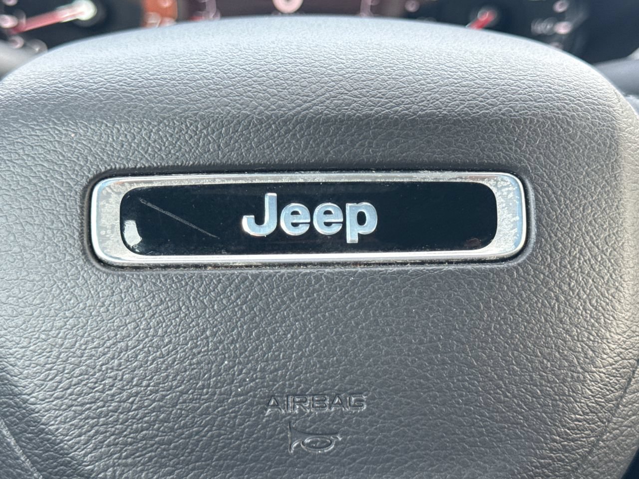 Used 2024 Jeep Compass Latitude AWD/4WD image 28