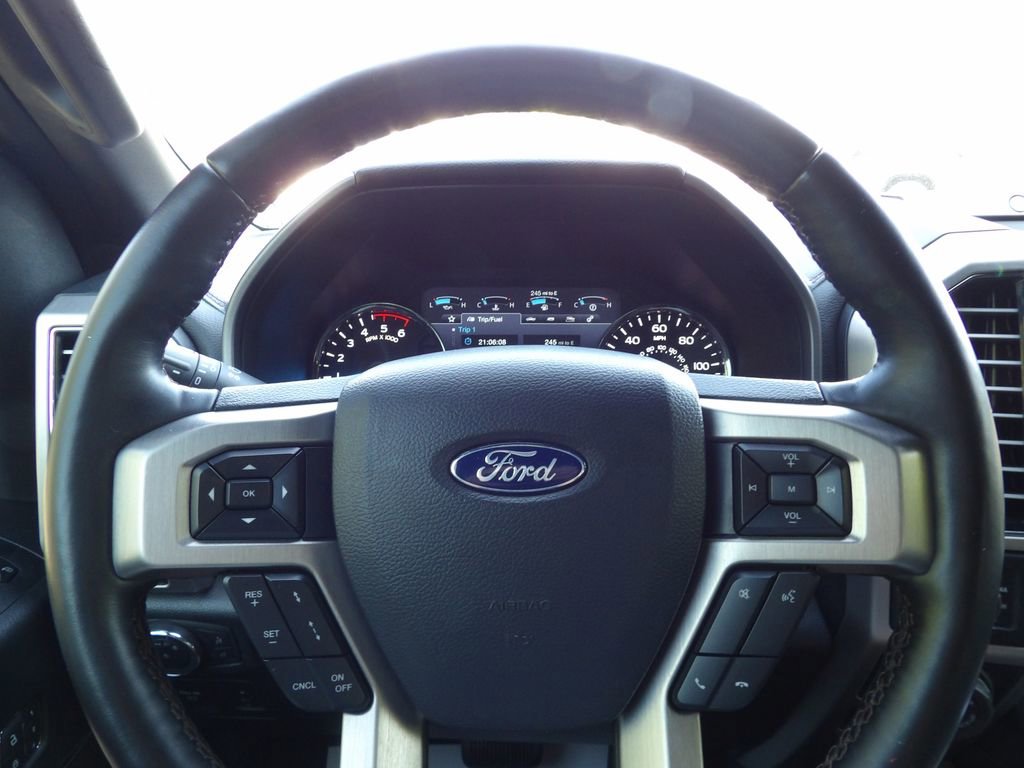 Used 2019 Ford F150 Platinum w/ Equipment Group 701A Luxury AWD/4WD image 17