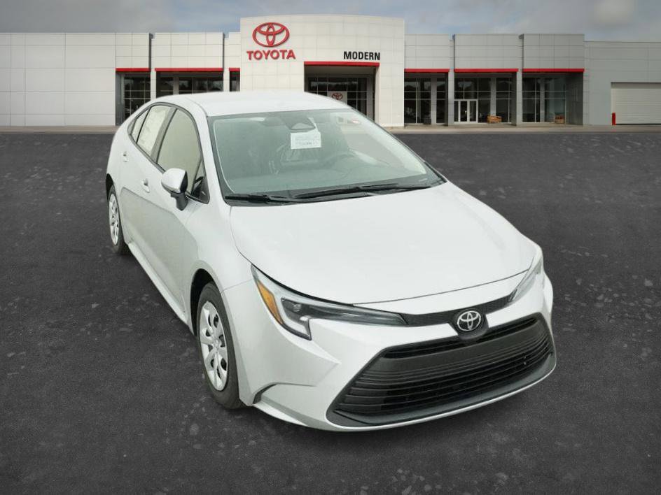 New 2026 Toyota Corolla LE FWD image 3