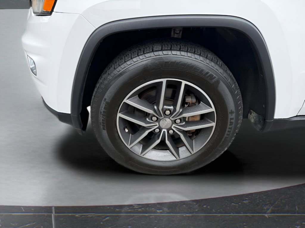 Used 2018 Jeep Grand Cherokee Limited w/ Trailer Tow Group IV AWD/4WD image 12