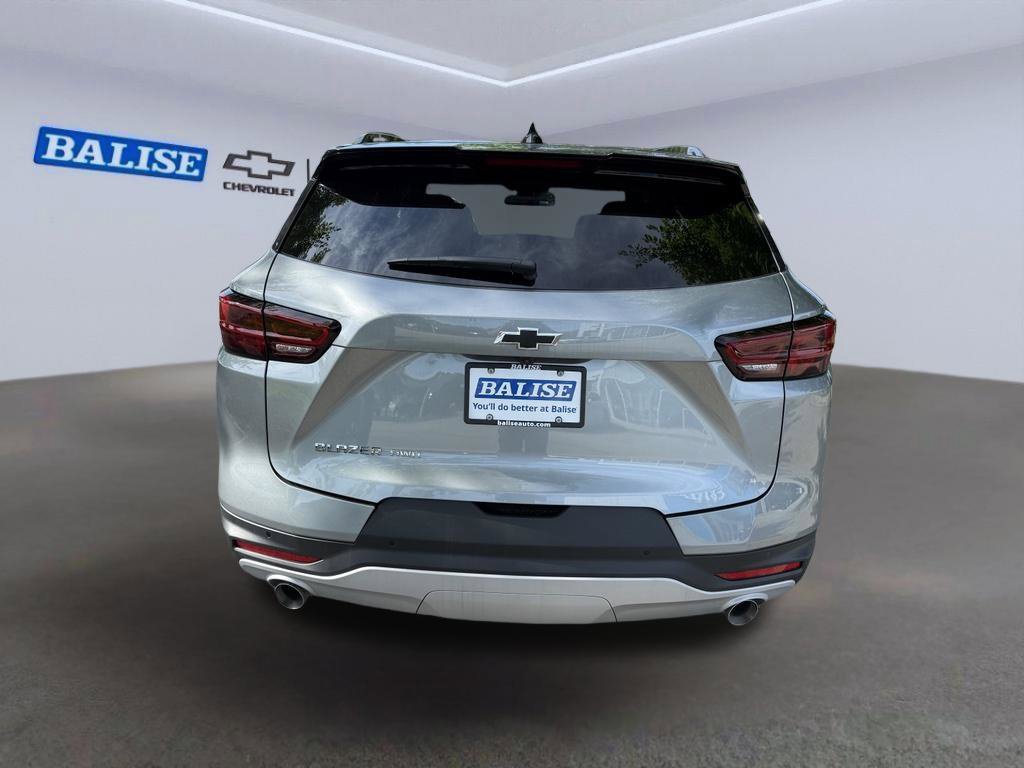 New 2026 Chevrolet Blazer LT w/ LPO, Floor Liner Package AWD/4WD image 4