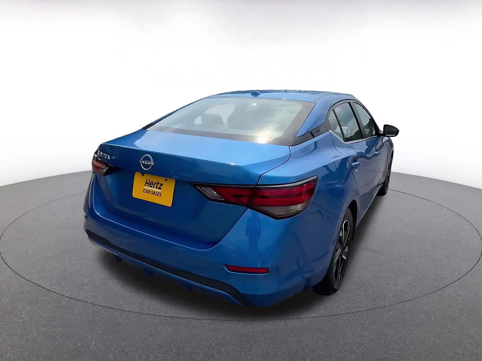 Used 2025 Nissan Sentra SV FWD image 13
