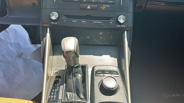 Used 2016 Lexus IS 200t RWD image 21