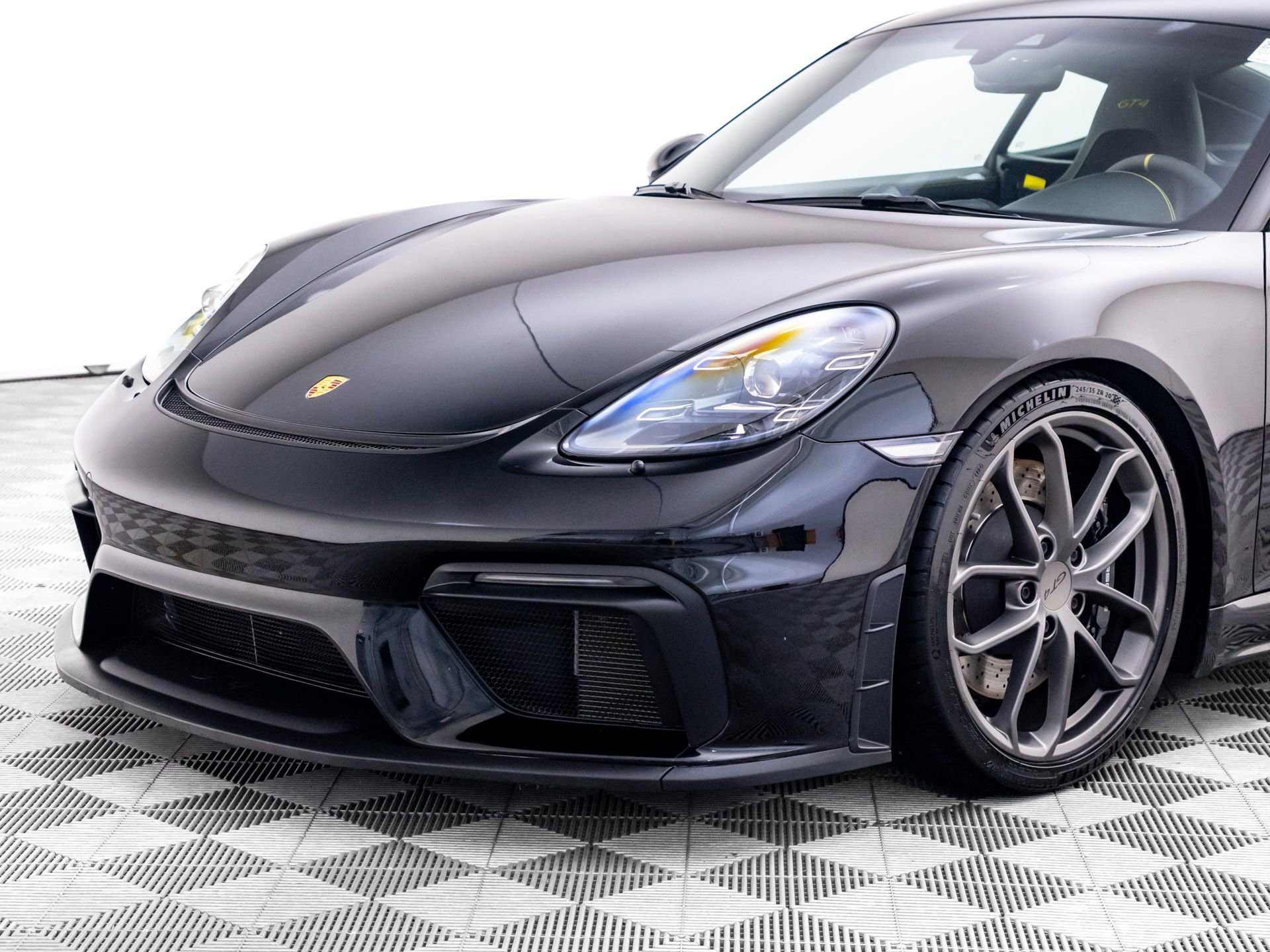 Used 2020 Porsche 718 Cayman GT4 image 42