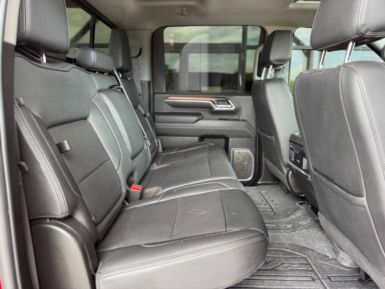 Used 2024 GMC Sierra 2500 Denali w/ Denali Reserve Package AWD/4WD image 14
