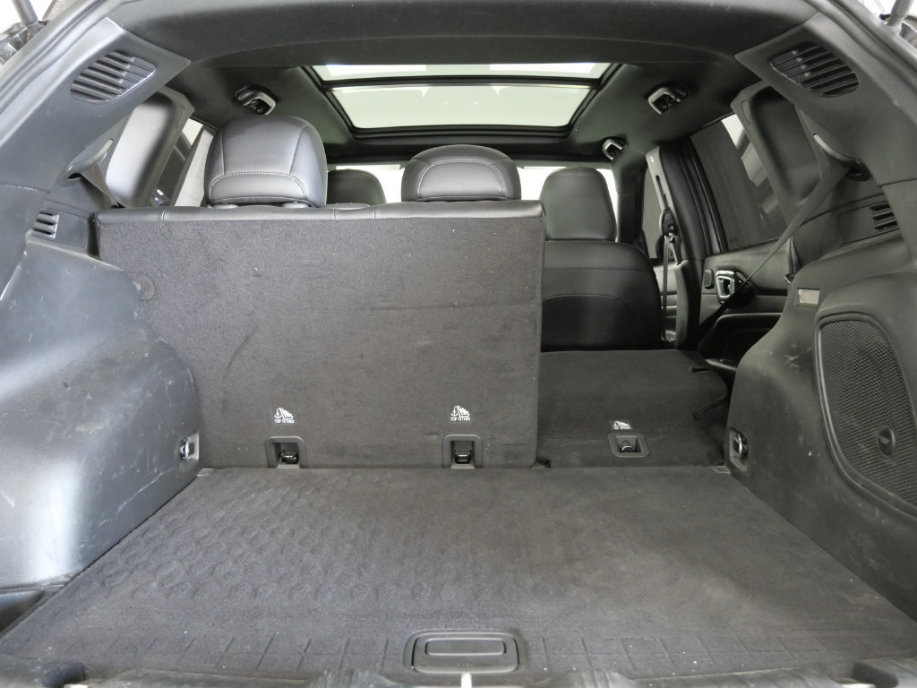 Used 2024 Jeep Compass Trailhawk w/ Sun and Sound Group AWD/4WD image 26