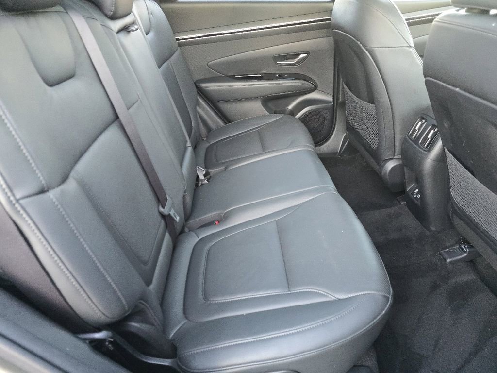 Used 2022 Hyundai Tucson Limited image 21
