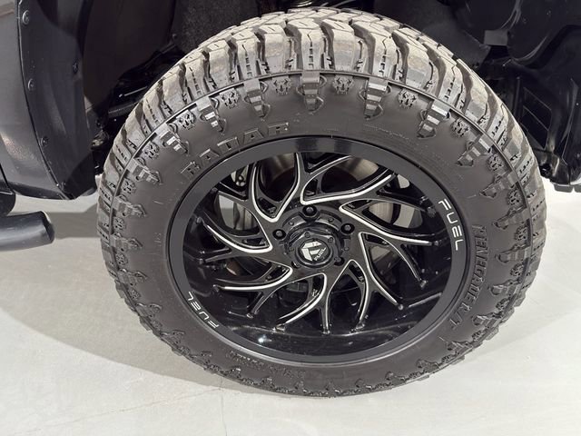 Used 2017 Toyota Tundra Limited image 12