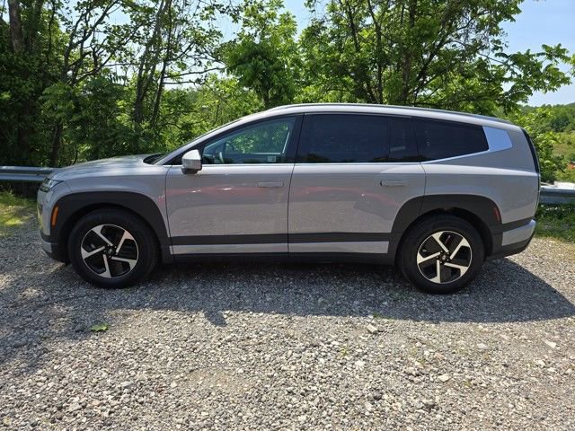 New 2026 Hyundai Ioniq 9 SE image 2