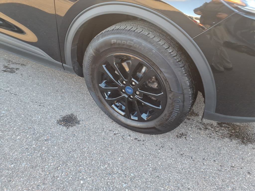 Certified 2022 Ford Escape SE image 5