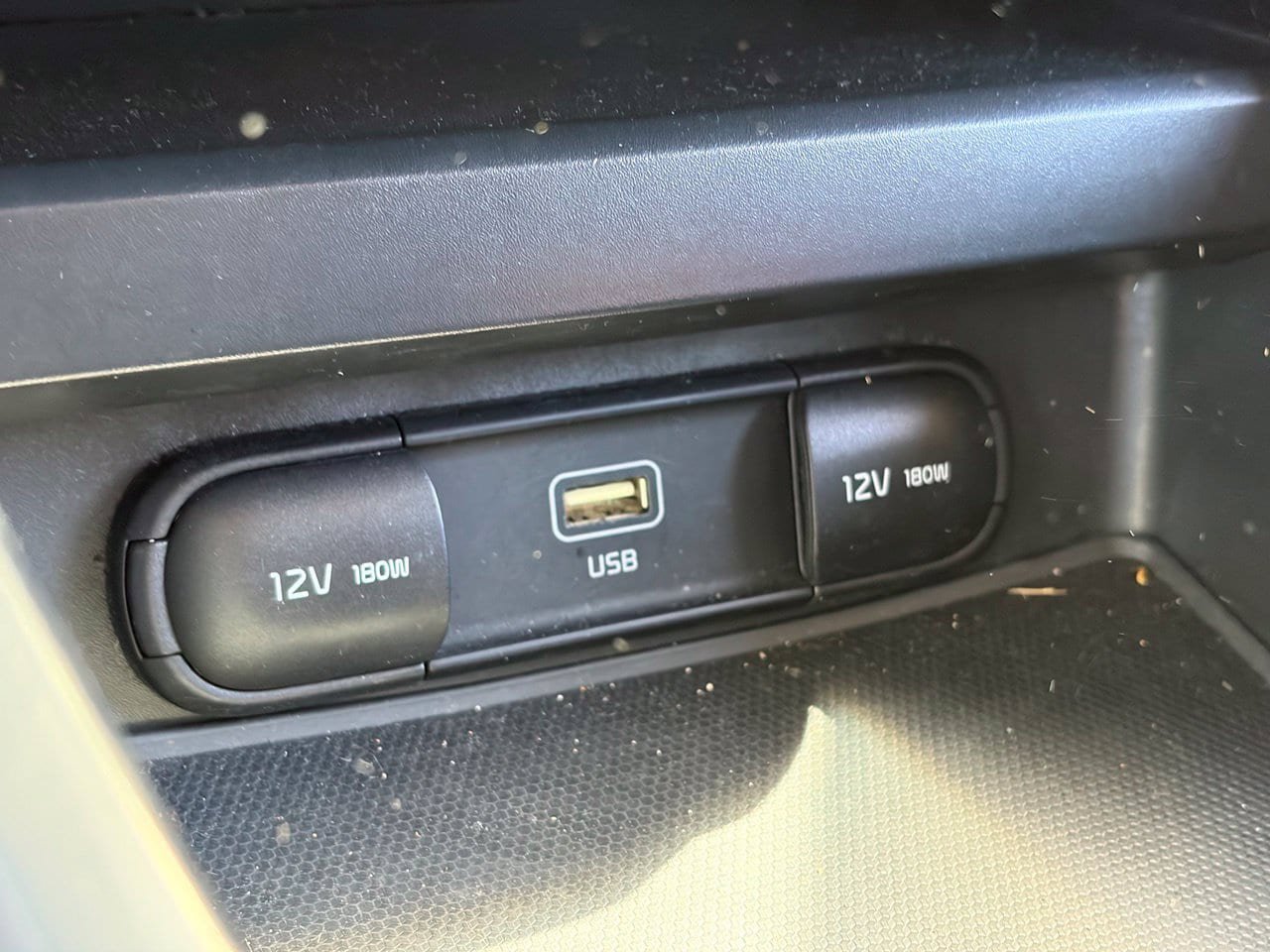 Used 2023 Kia Soul LX w/ Option Group 015 FWD image 9