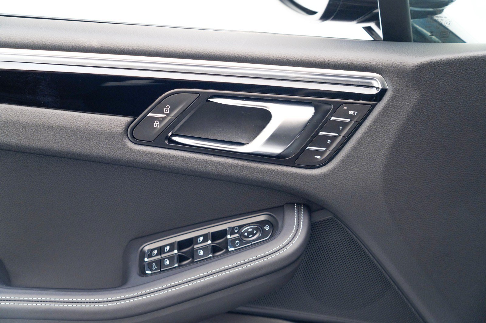 New 2026 Porsche Macan S AWD/4WD image 25