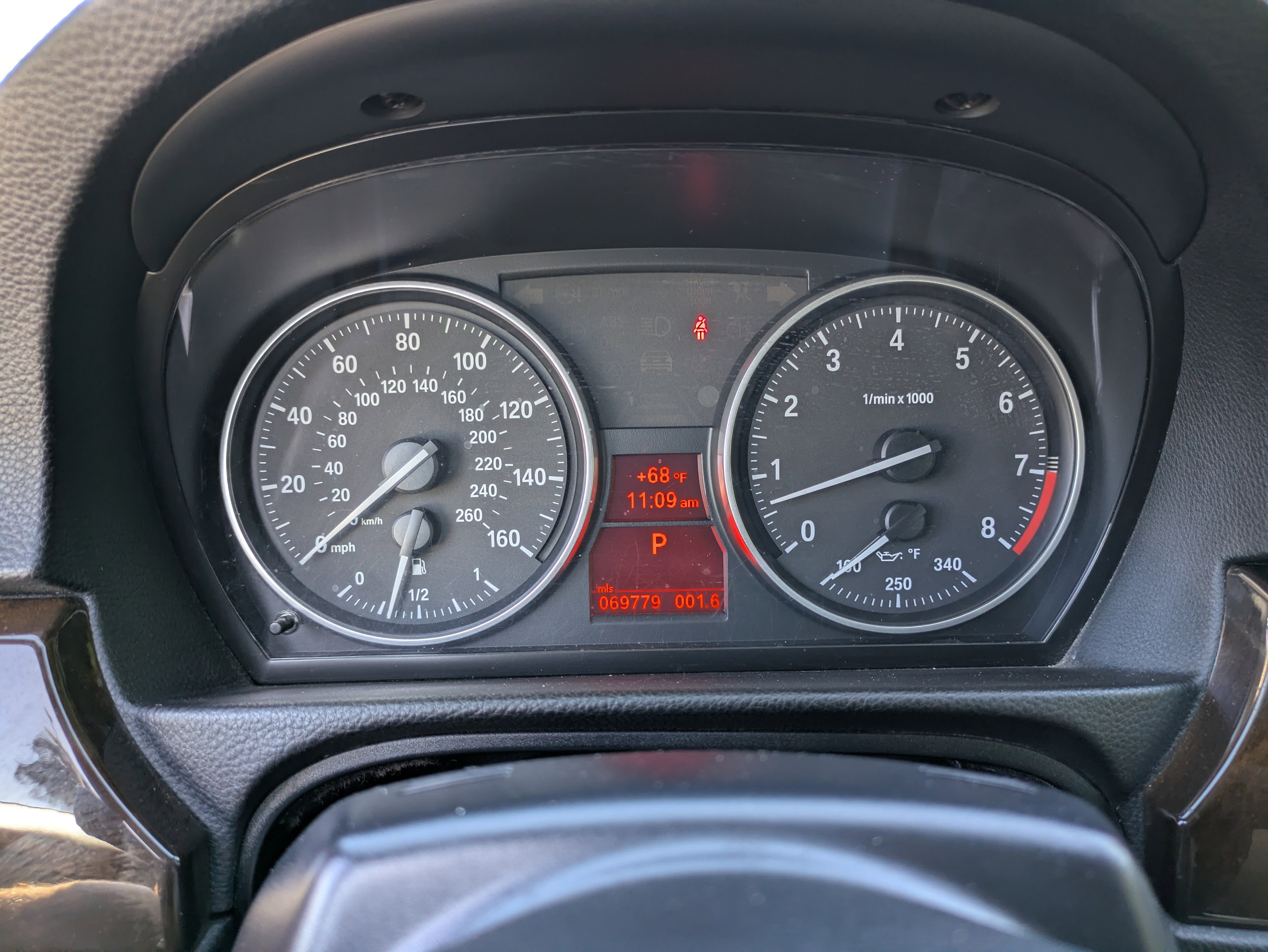 Used 2011 BMW 335i Convertible image 24