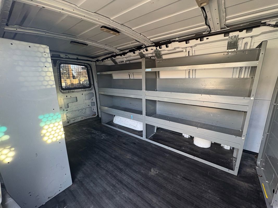 Used 2016 Chevrolet Express 3500 image 14