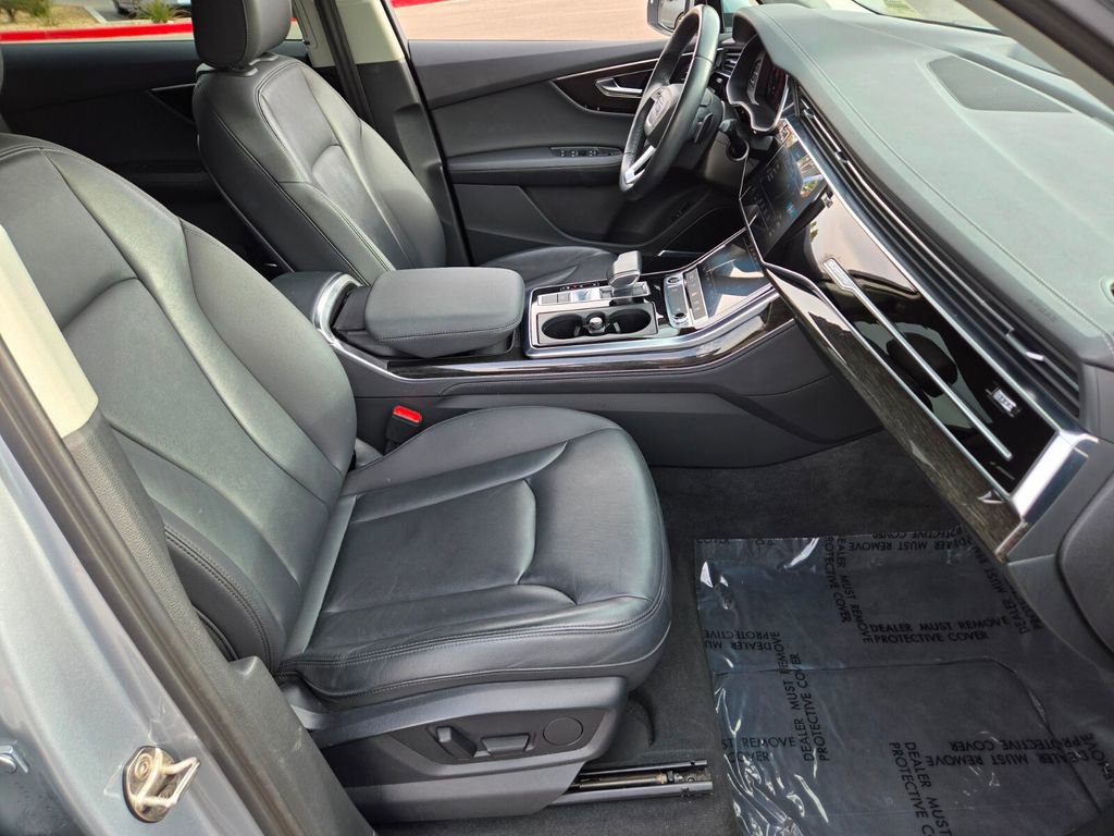 Used 2024 Audi Q7 3.0T Premium Plus image 14