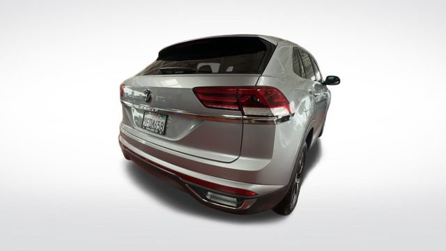 Certified 2023 Volkswagen Atlas Cross Sport SE FWD image 8