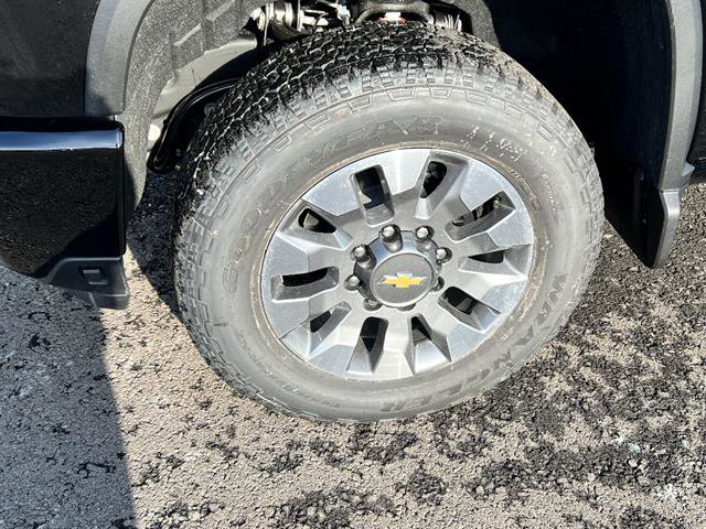 New 2026 Chevrolet Silverado 2500 Custom w/ Custom Value Package image 9