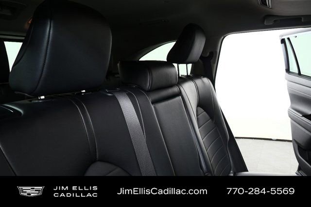 Used 2024 Toyota Highlander XLE image 21