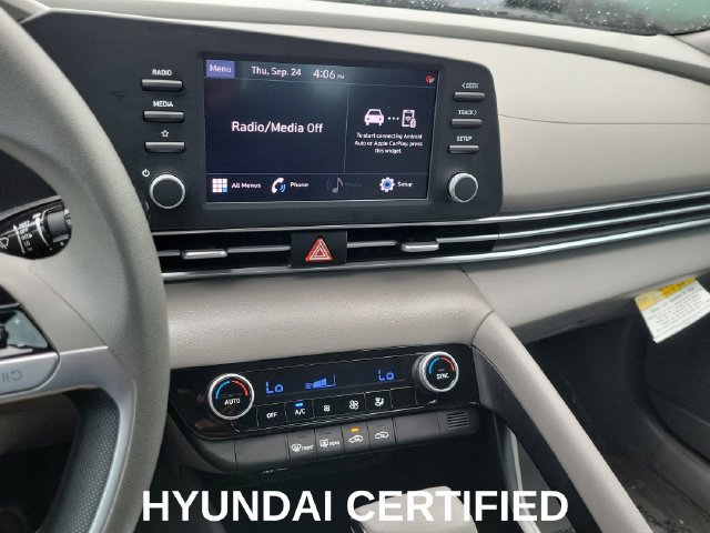 Certified 2023 Hyundai Elantra SEL FWD image 17