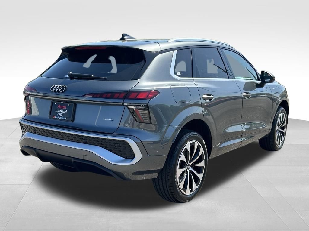 New 2026 Audi Q3 quattro 2.0T image 5