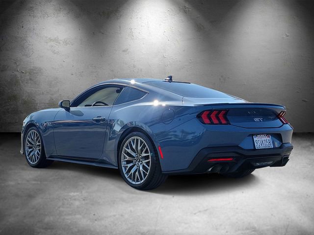 Used 2025 Ford Mustang GT Premium RWD image 4