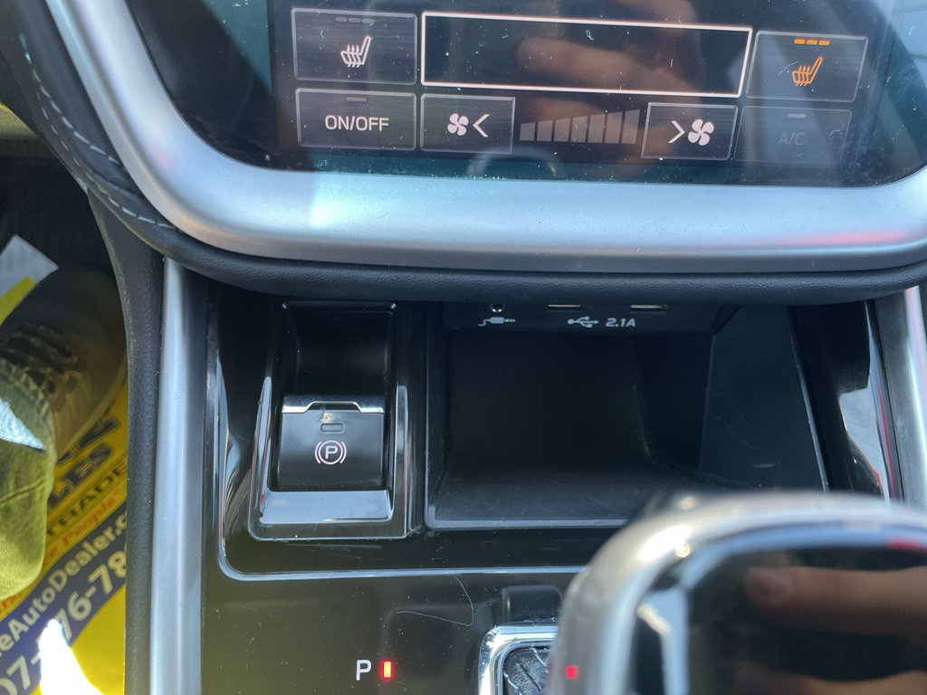 Used 2020 Subaru Outback Limited AWD/4WD image 39