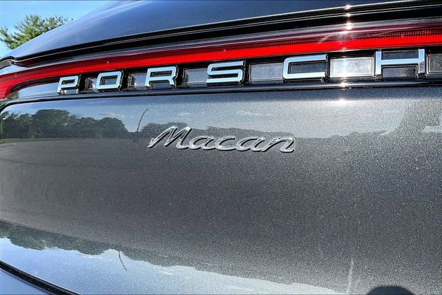 Used 2026 Porsche Macan AWD/4WD image 23