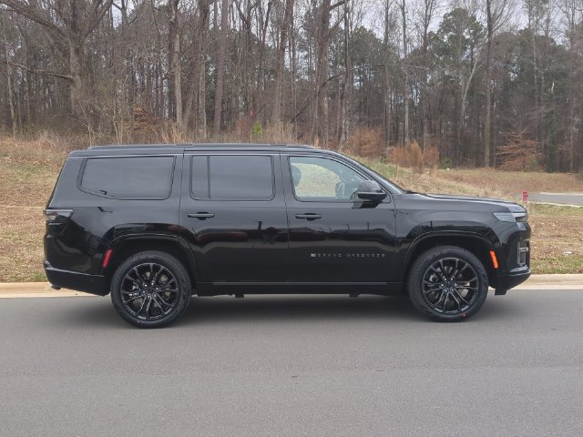 New 2026 Jeep Grand Wagoneer Summit AWD/4WD image 14