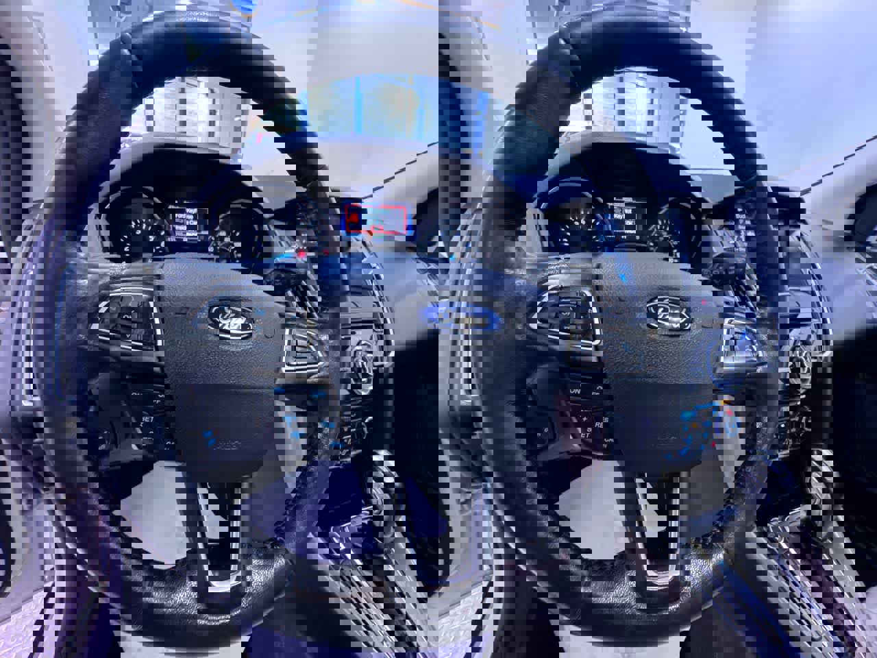 Used 2016 Ford Focus Titanium image 15