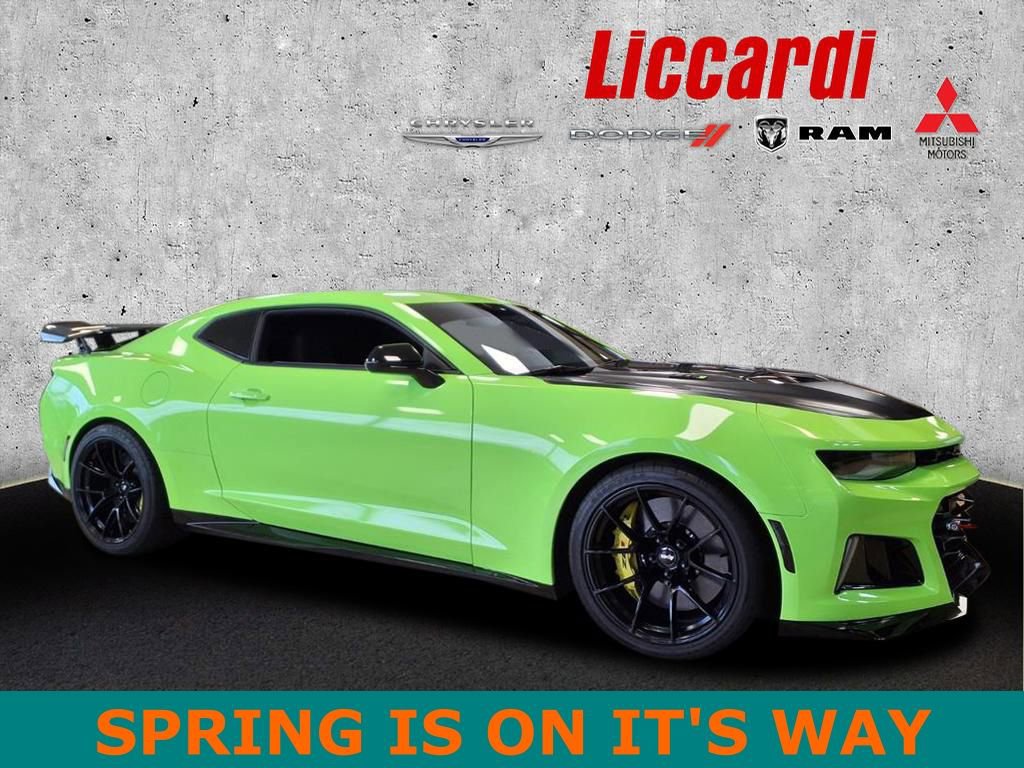 Used 2017 Chevrolet Camaro ZL1 image 1
