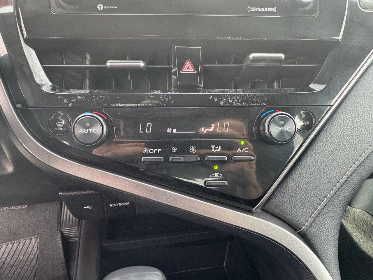 Used 2024 Toyota Camry SE FWD image 25