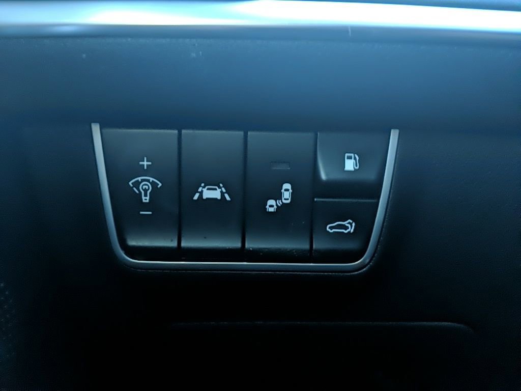 Used 2018 Kia Stinger GT2 image 21